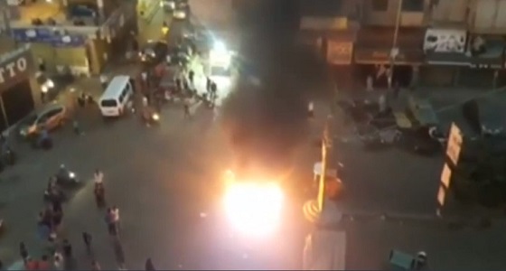 بالفيديو.. اعتصام وشتائم ضد حزب الله في عقر داره