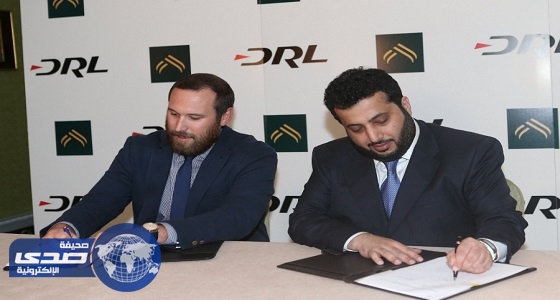 ” آل الشيخ ” يوقع اتفاقيات لاستضافة نهائيات بطولة العالم في السيارات والشطرنج