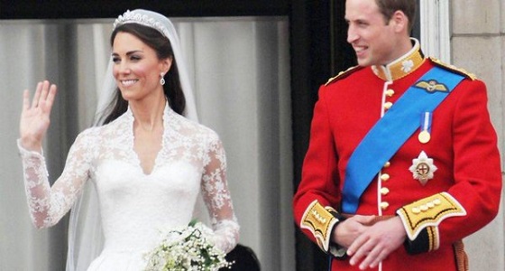 أميرة إنجليزية ترتدي فستانين للزفاف يوم الفرح في سرية تامة