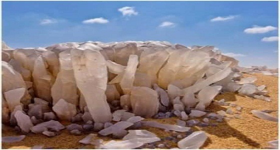 بالصور.. تعرف على ” جبل الكريستال ” وحلم المصرين الذي تحول لسراب