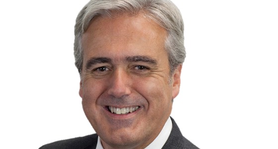 الوزراء البريطاني يحقق مع مسؤول استغل مساعدته جنسياً