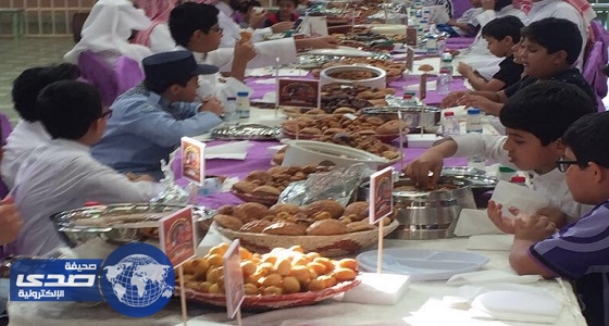 ابتدائية هشام بن حكيم بالرياض تقيم برنامج التمور الموسمي الثالث