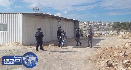 جرافات الاحتلال تهدم ثلاثة منازل لفلسطينيين