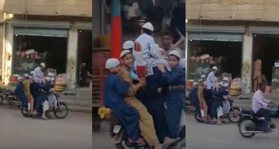 بالفيديو.. 11 شخصاً يركبون دراجة في مشهد غريب