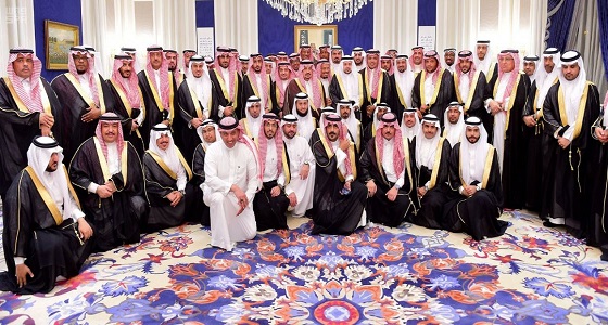 صور.. أمير الرياض يستقبل الأمراء والمسؤولين وأعضاء الشؤون الصحية بالمنطقة