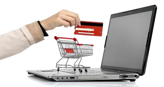 التجارة تحذر من التسوق عبر الإنترنت إلا في حالات محددة
