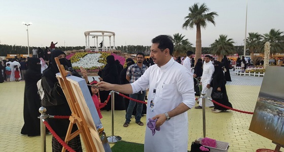 نادية الزهير تفتتح معرض ” الغمام ” للخزمري