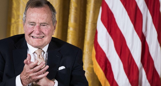 ” بوش الأب ” يسجل رقمًا قياسيًا جديدًا في تاريخ أمريكا