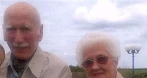 تفاصيل تخلص شرطي بريطاني من زوجته خنقا بعد 70 عاما من الزواج