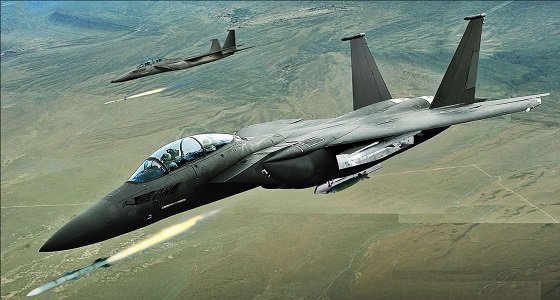 طائرات التحالف تقصف مقر وزارة الدفاع التابعة للإنقلابيين بصنعاء