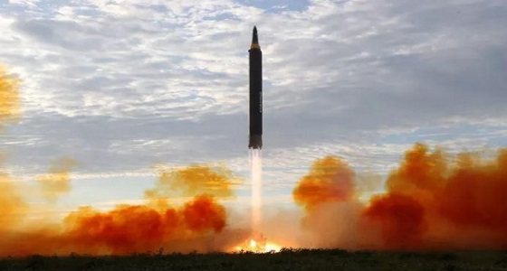 كوريا الشمالية تثير الجدل بإطلاقها صاروخاً بالستياً