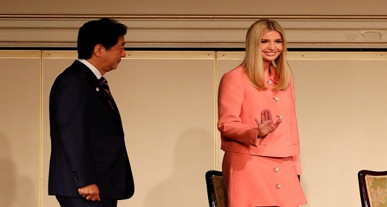 بالصور.. إيفانكا ترامب تلتقي رئيس الوزراء الياباني