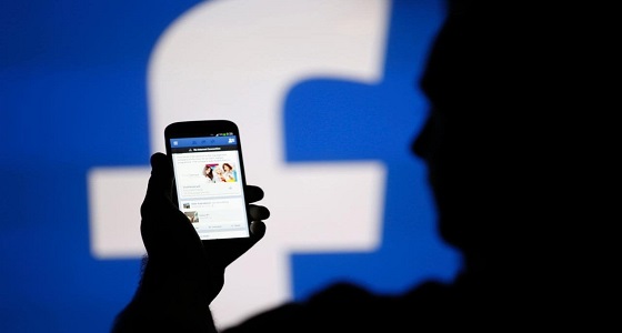 ” فيسبوك ” يطالب مستخدميه بصور حديثة لإثبات شخصياتهم