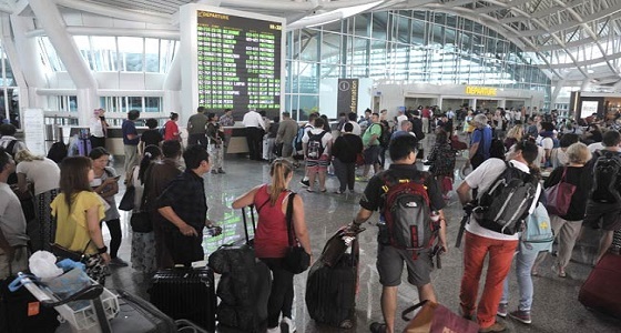استمرار إغلاق مطار بالي الدولي في إندونيسيا