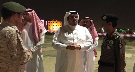 بالصور.. نائب أمير الرياض يقف على شظايا الصاروخ الباليستي بشرق المطار