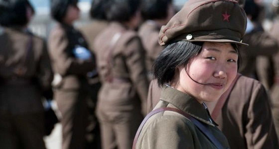 بالصور.. مجندة سابقة في كوريا الشمالية تصف حياتها العسكرية