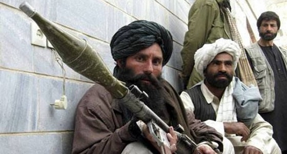 مقتل 22 شرطيا أفغانيا في هجوم مسلح على عدة نقاط أمنية