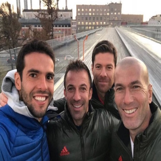 سيلفي أساطير كرة القدم