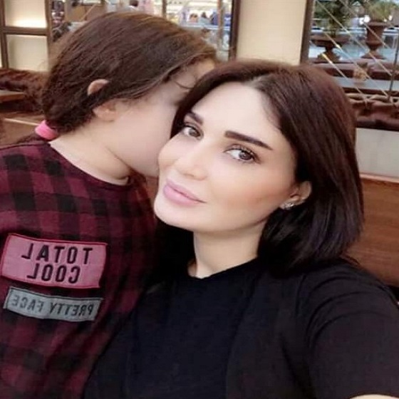 سيلفي النجمة سيرين عبد النور مع ابنتها