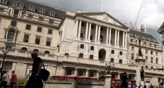 بنك إنجلترا المركزي يرفع سعر الفائدة الرسمي