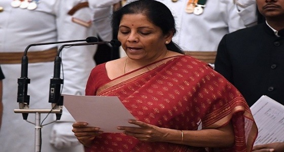 زيارة وزيرة الدفاع الهندية منطقة متنازع عليها تغضب الصين