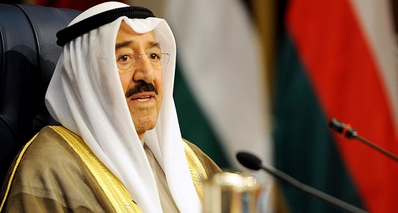 أمير الكويت يستنكر إطلاق صاروخ بالستي من اليمن باتجاه الرياض