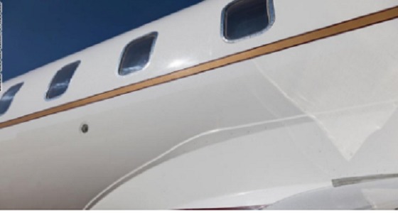 بالصور .. طائرة مطلية بمليارات البلورات من الألماس الطبيعي في دبي