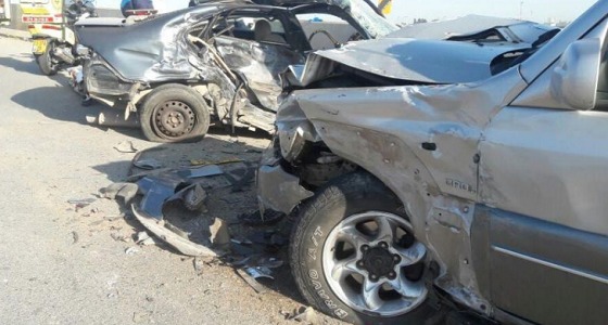 وفاة شخص جراء اصطدام 18 مركبة في جنوب جدة