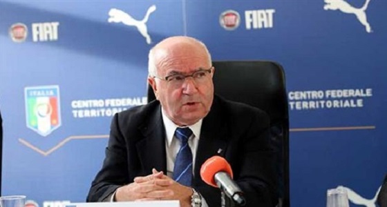 استقالة رئيس الاتحاد الإيطالي للكرة بعد فشل الصعود لمونديال روسيا 2018