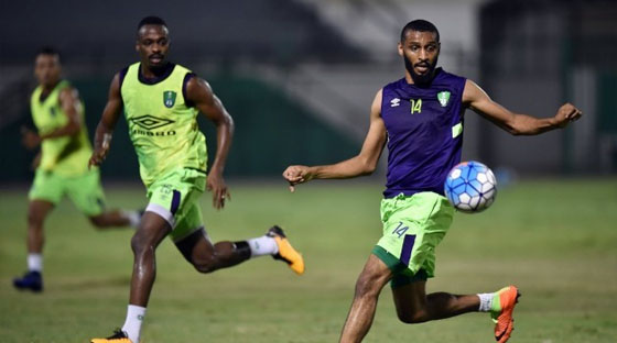 الاهلي يواصل تدريباته لمواجهة القادسية