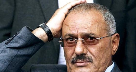 ميليشيات الحوثي تطالب بإقالة حكومة الانقلاب
