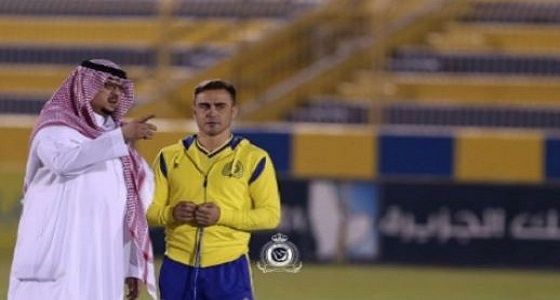 كانافارو الايطالي يسطع في الصين بعد فشله في النصر