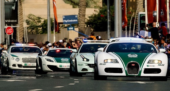 شرطة دبي تشيد بقيادة السعوديات للسيارة: &#8221; الأكثر التزاماً بأنظمتنا المرورية &#8220;