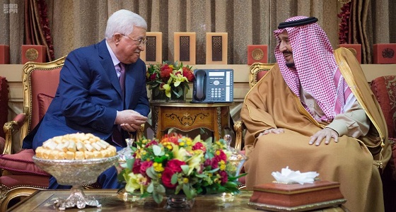 خادم الحرمين يستقبل الرئيس الفلسطيني