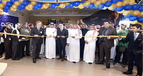 بالصور.. افتتاح السوق الحر الجديد في مطار الملك فهد الدولي