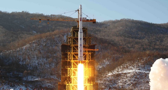 كوريا الشمالية تستعد لإطلاق صاروخ &#8221; كوانغ ميونغ سونغ-5 &#8220;