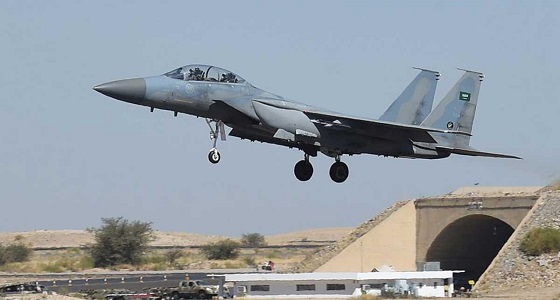 طائرات التحالف تقصف تعزيزات لميليشيا الحوثي الإيرانية في عمران