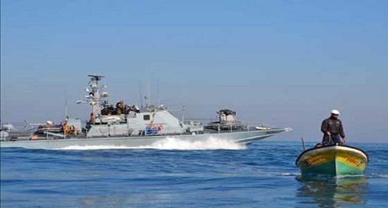 البحرية الاسرائيلية تعتقل صيادين فلسطينيين اثنين قبالة بحر غزة