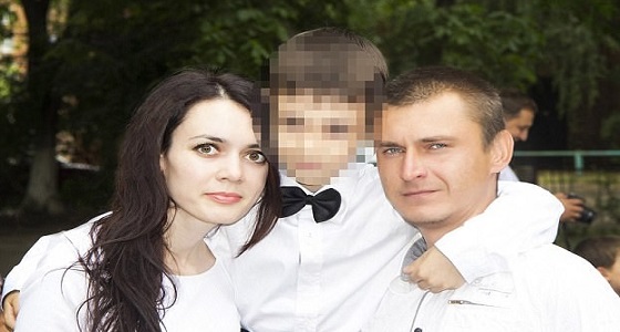 مقتل مقدمة برامج مشهورة على يد زوجها أمام أعين طفلهما