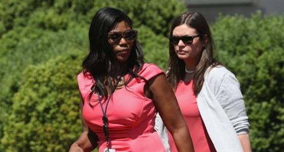 ” مساعدة ” ترامب عن أسباب استقالتها: ” شعرت بالوحدة “