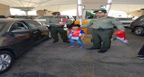 في اليوم الوطني للبحرين.. المملكة تشارك بتقديم الضيافة والهدايا