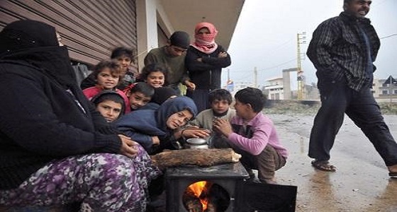 نظام الأسد يهاجم منازل اللاجئين الفلسطينيين في دمشق