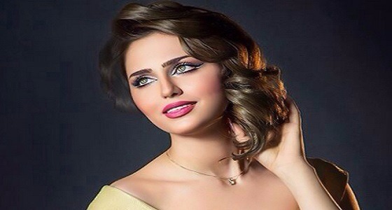 بالفيديو.. ملكة جمال العراق تخطف الأنظار بفستان قصير ساحر