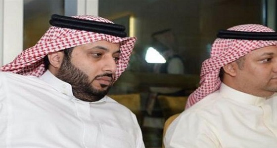 بعد تكفله بالعلاج.. ” الأهلي ” يشكر تركي آل الشيخ