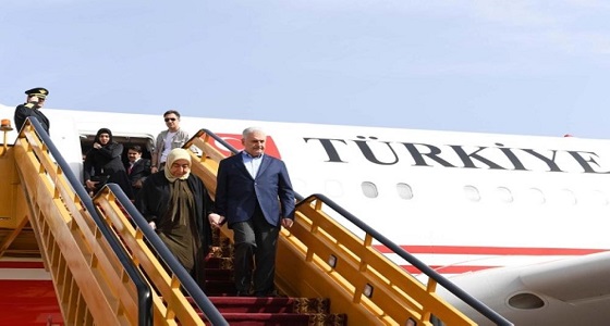 رئيس وزراء تركيا يزور المسجد النبوي