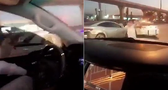 فيديو.. مواطن يلاحق رجل مرور بساطور في الرياض