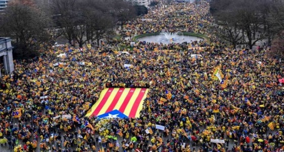 مظاهرات حاشدة في بروكسل دعمًا لاستقلال كتالونيا