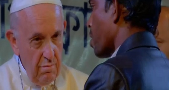 بابا الفاتيكان يلتقي مسلمي الروهينجا لأول مرة