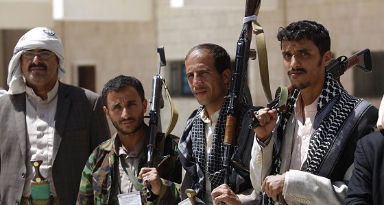 ميليشيات الحوثي تحتجز 30 موظفًا من قناة &#8221; اليمن &#8220;