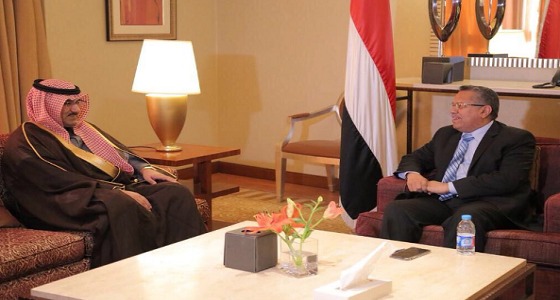 رئيس الوزراء اليمني يستقبل سفير المملكة